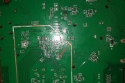 新魔百机顶盒M301H短接的步骤是什么？短接过程中需要注意什么？