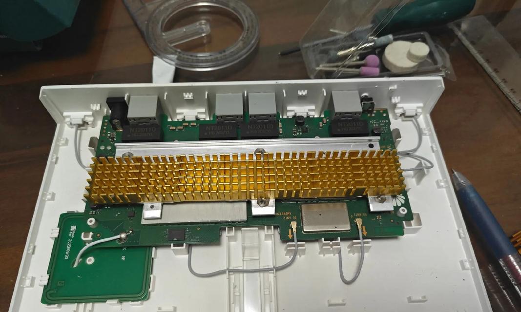 带主动散热风扇的路由器型号是什么？路由器散热风扇的作用是什么？